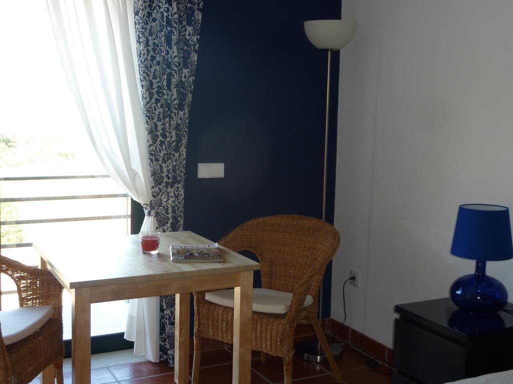 Quinta Helena Bed & Breakfast Almoster Room photo