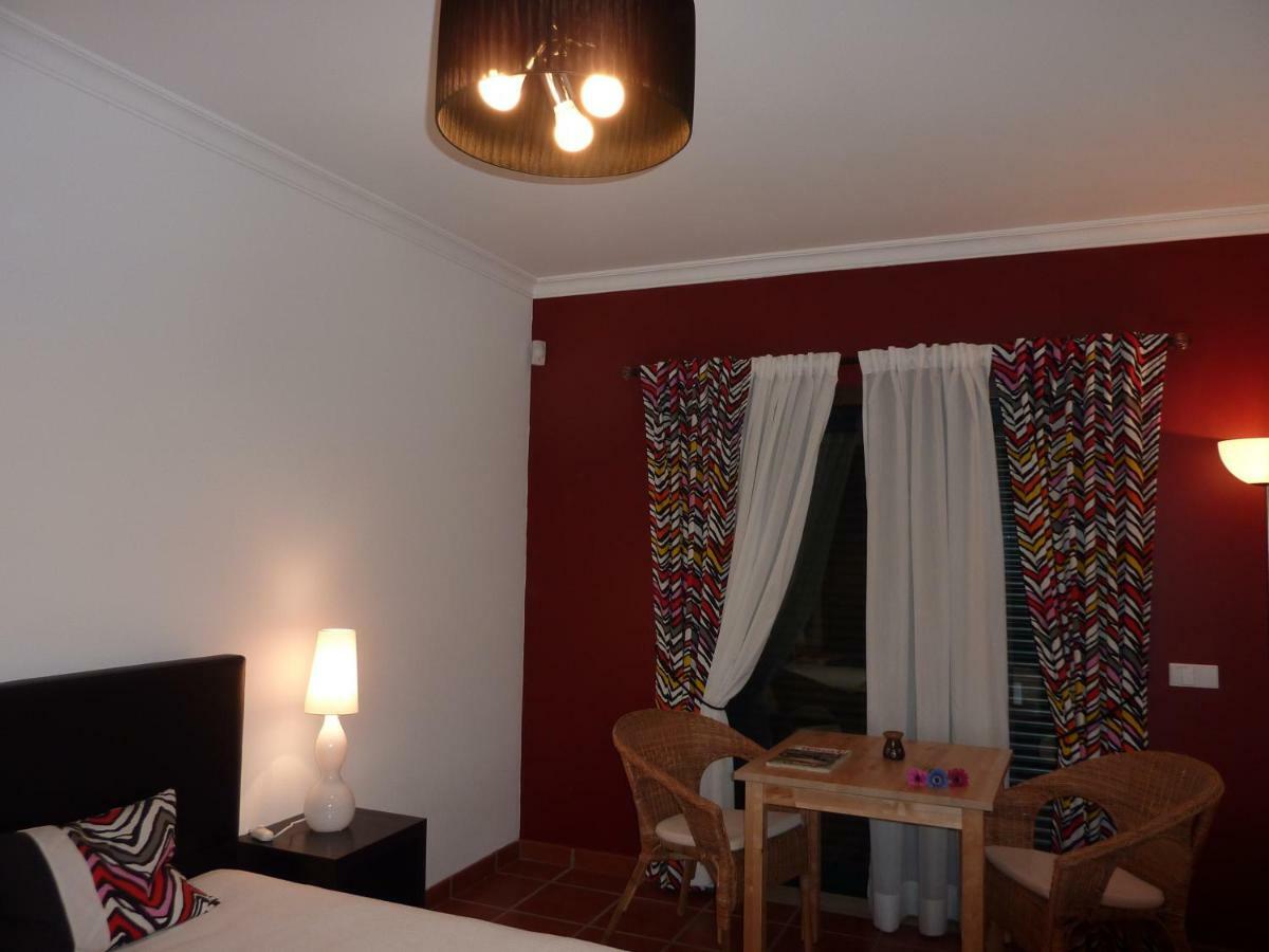 Quinta Helena Bed & Breakfast Almoster Room photo